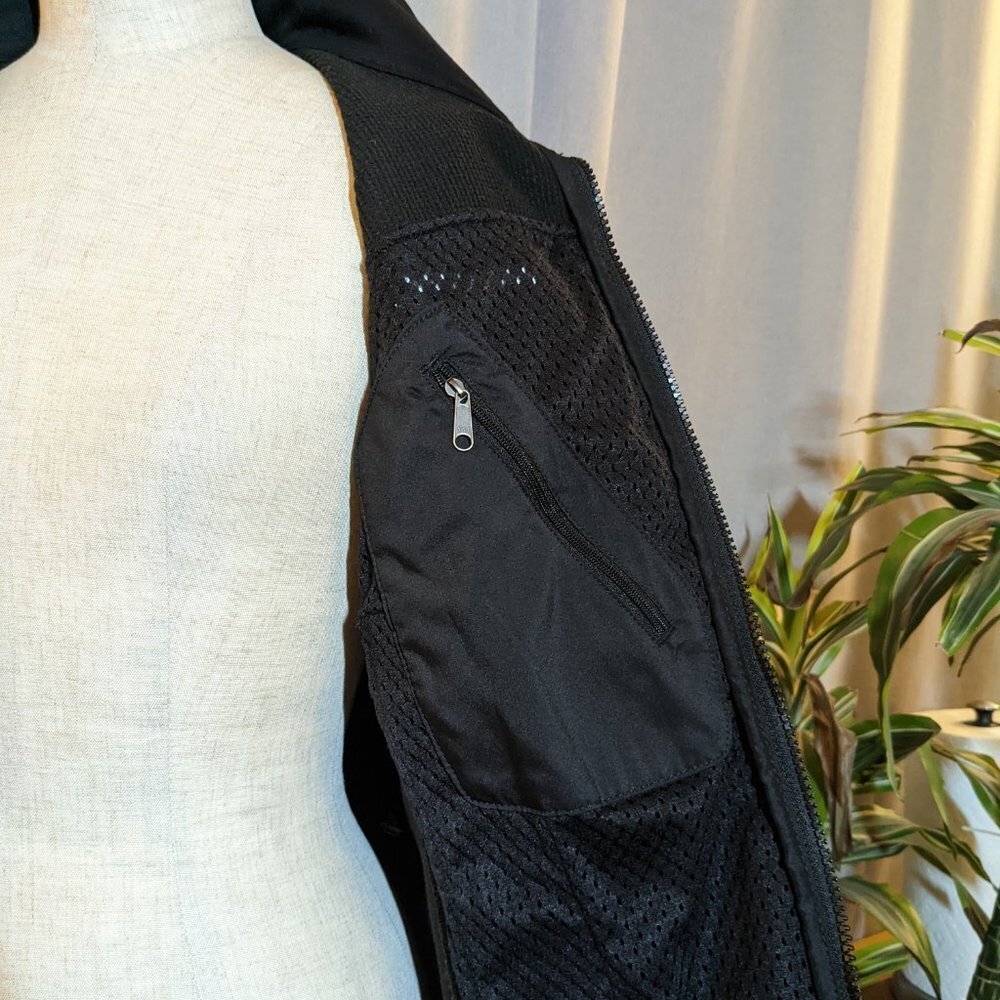 Patagonia Black Softshell Water Repellant Pockets Adze Jacket XS - Picture 10 of 12